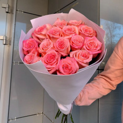 Букет из 15 розовых роз